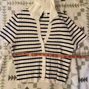 Cropped Button-down Strip Shirt